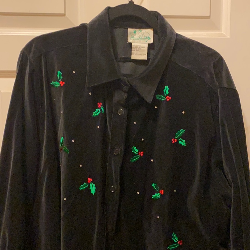 Quackery Factory Black Button Down With Holly - image 1